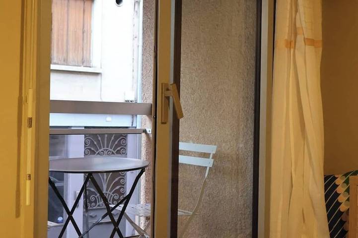Entire apartment, L'écrin du 14 - 2 personnes en centre. in Le Puy-en-Velay, Haute-Loire