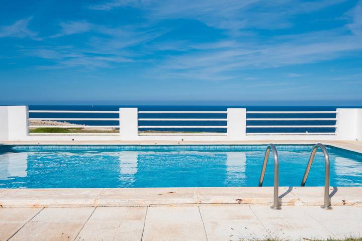 Directly by the sea with greenhouse - Villa Solivent in Arenal d'en Castell, Es Mercadal