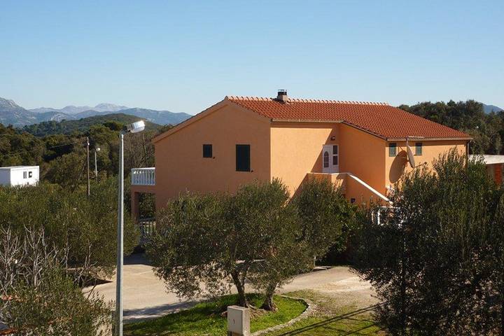 Gîte pour 2 personnes, avec balcon/terrasse à Drače