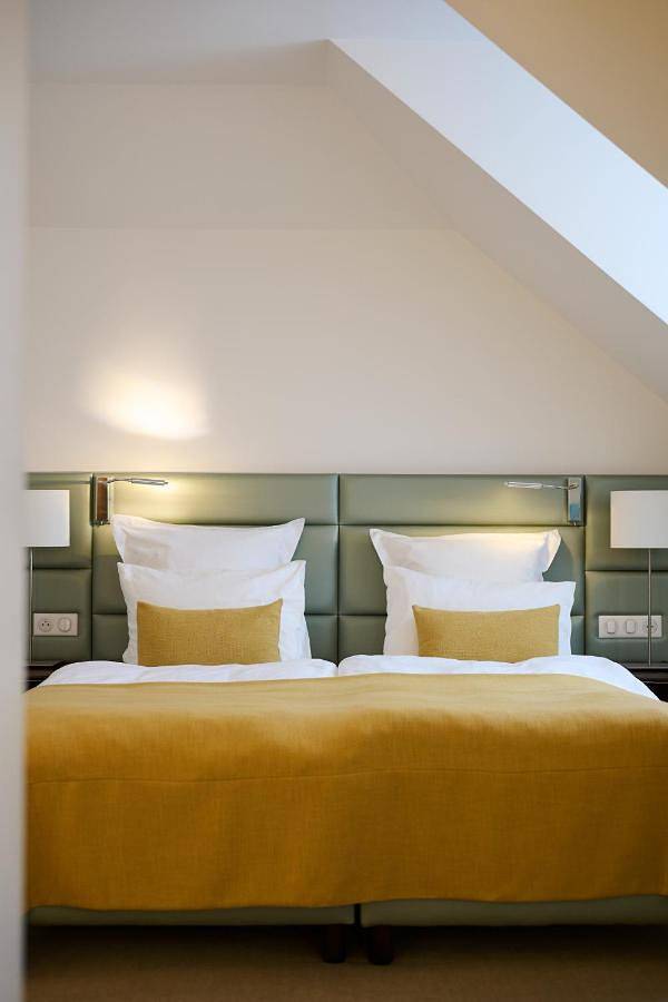 Hôtel pour 2 personnes, avec jardin et vue dans Musee Lalique - 2