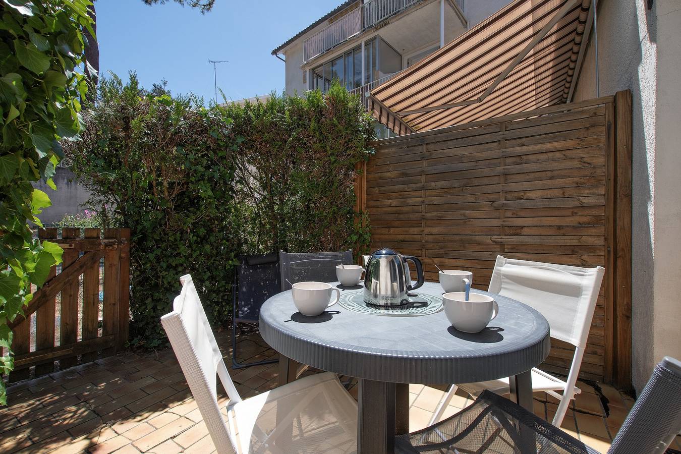 Ganze Wohnung, Ferienwohnung für 4 Personen mit Terrasse in Saint-Georges-de-Didonne, Côte de Beauté