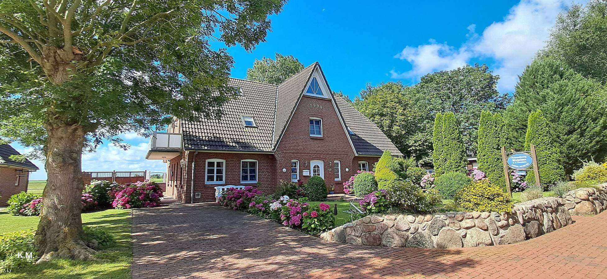 Ganze Wohnung, Ferienwohnung Michelsen" mit privater Terrasse, privatem Garten und Wlan in Nordstrand (Gemeinde), Nordstrand