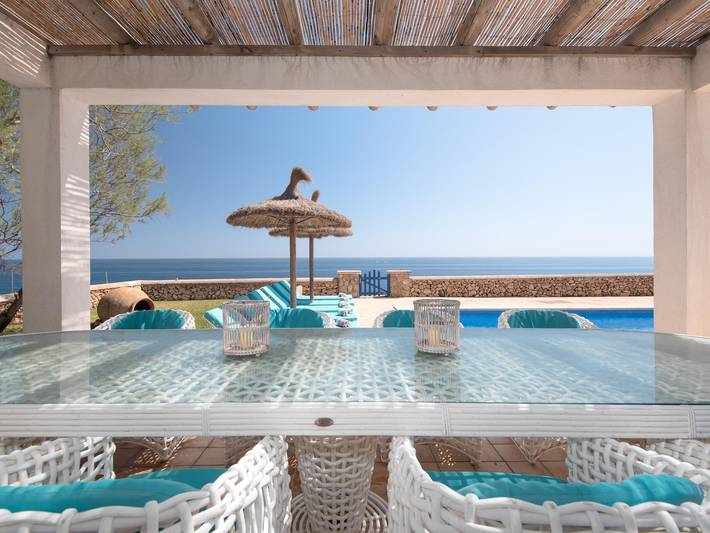 Ferienhaus für 14 Personen, mit Balkon und Meerblick sowie Terrasse und Garten in Felanitx - 2