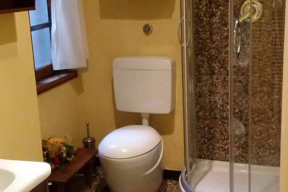 Entire apartment, The House of the Fieschi in the Historic Centre in Lavagna, Lavagna Municipality