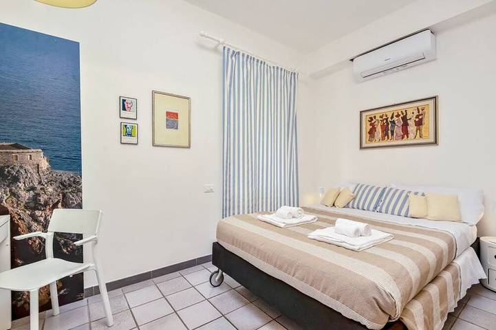 Appartamento intero, [Casasolemare] Terrace+seaview+A/C in Spiaggia di Arenella, Comune di Porto Venere