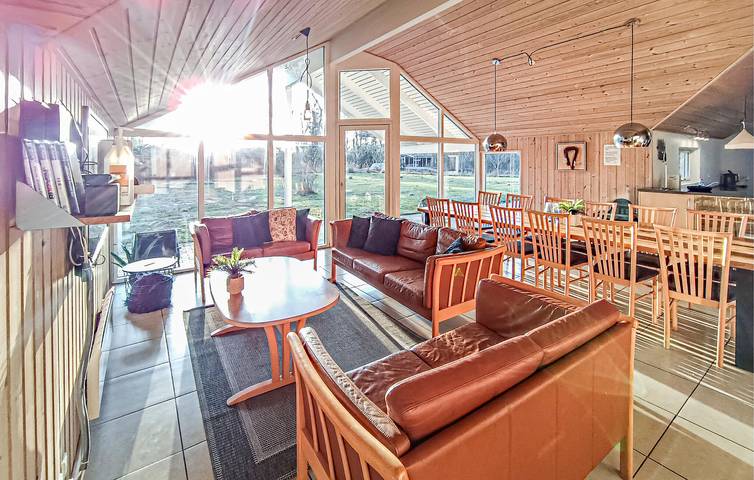 Ferienhaus für 12 Personen, mit Whirlpool und Terrasse sowie Sauna, mit Haustier auf Seeland - 3