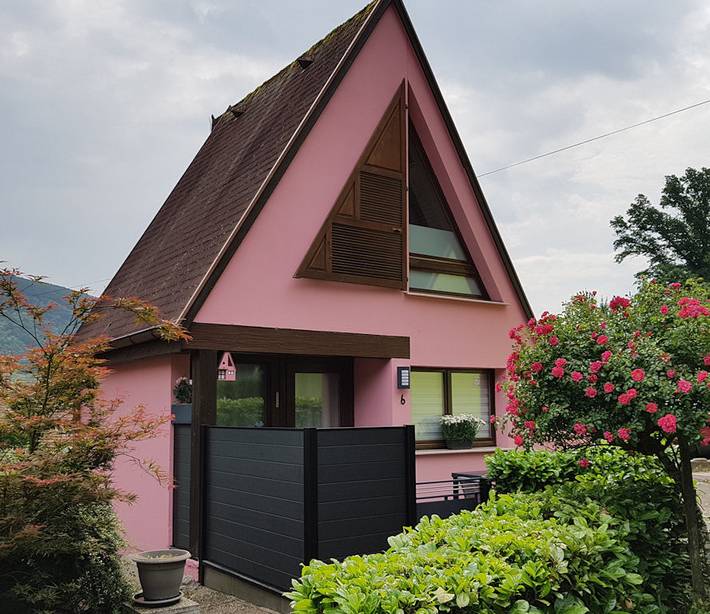 Gîte pour 5 personnes, avec terrasse et jardin