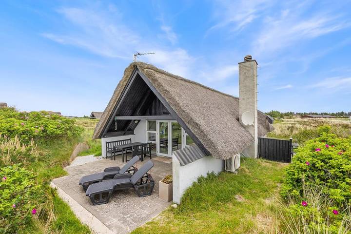 Ferienhaus für 6 Personen, mit Balkon/Terrasse und Terrasse in Klegod