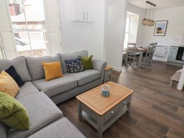 Cottage for 5 People in Swansea region, Photo 2