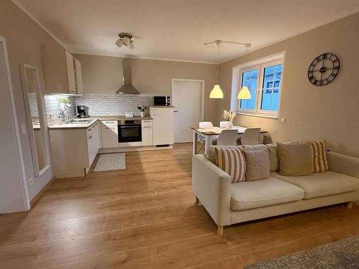 Ferienwohnung für 4 Personen, mit Terrasse und Ausblick in Simmertal