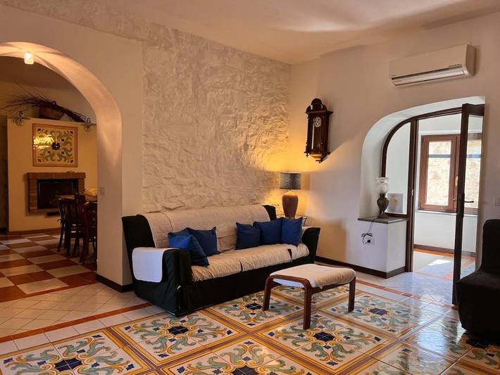 Casa vacanza per 8 persone, con panorama e giardino a Pollica