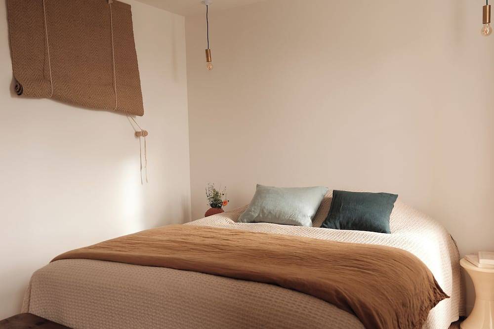 Seaside fishing house, 70 m from the beach - sleeps 10 - Brittany in Saint-Jacut-de-la-Mer, Dinan region