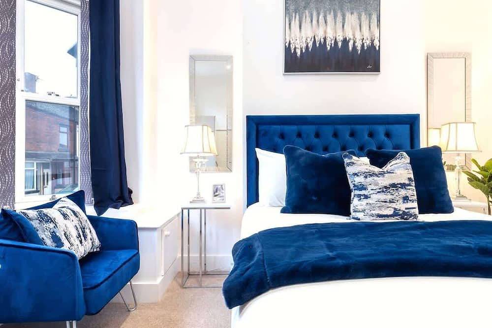 Balfour House Summary in Stoke-on-Trent, Midlands