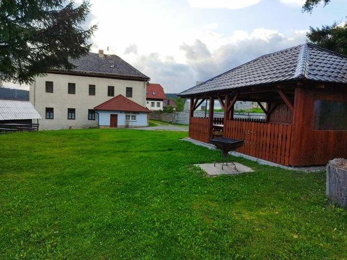 Hütte für 30 Personen, mit Garten und Ausblick im Böhmerwald