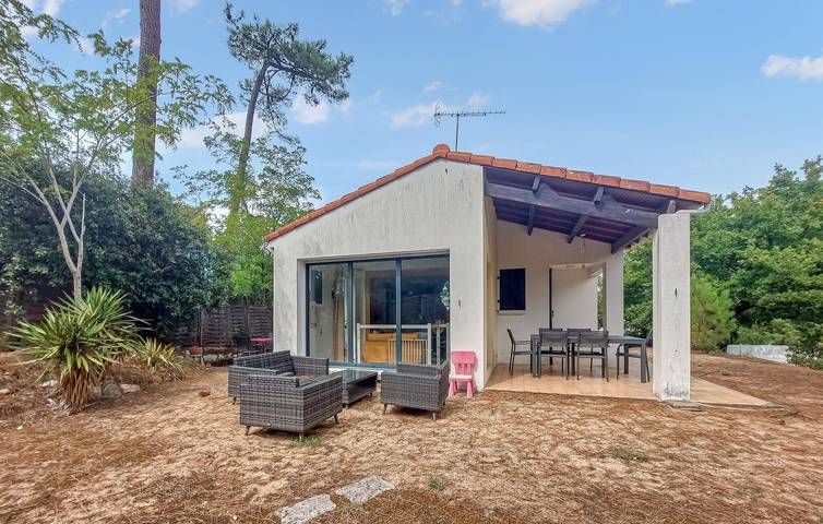 Encantador piso de 2 dormitorios con jardín, aparcamiento y a 1 km de la playa de Le Mus du Loup in Ronce-les-Bains, La Tremblade