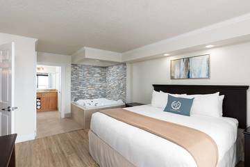 Vacation Home for 8 Guests in Yaupon Circle, Myrtle Beach, Picture 3