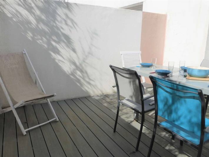 Location de vacances pour 6 personnes, avec terrasse, animaux acceptés dans La Grande plage (Saint-Gilles-Croix-de-Vie) - 2