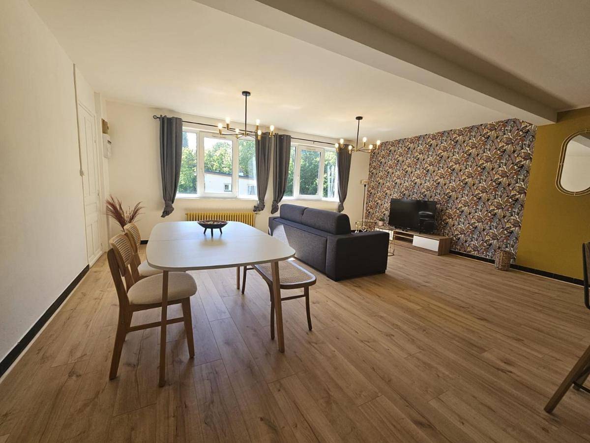 Appartement entier, L'Arena - Le Woody in Liévin, Région de Lens