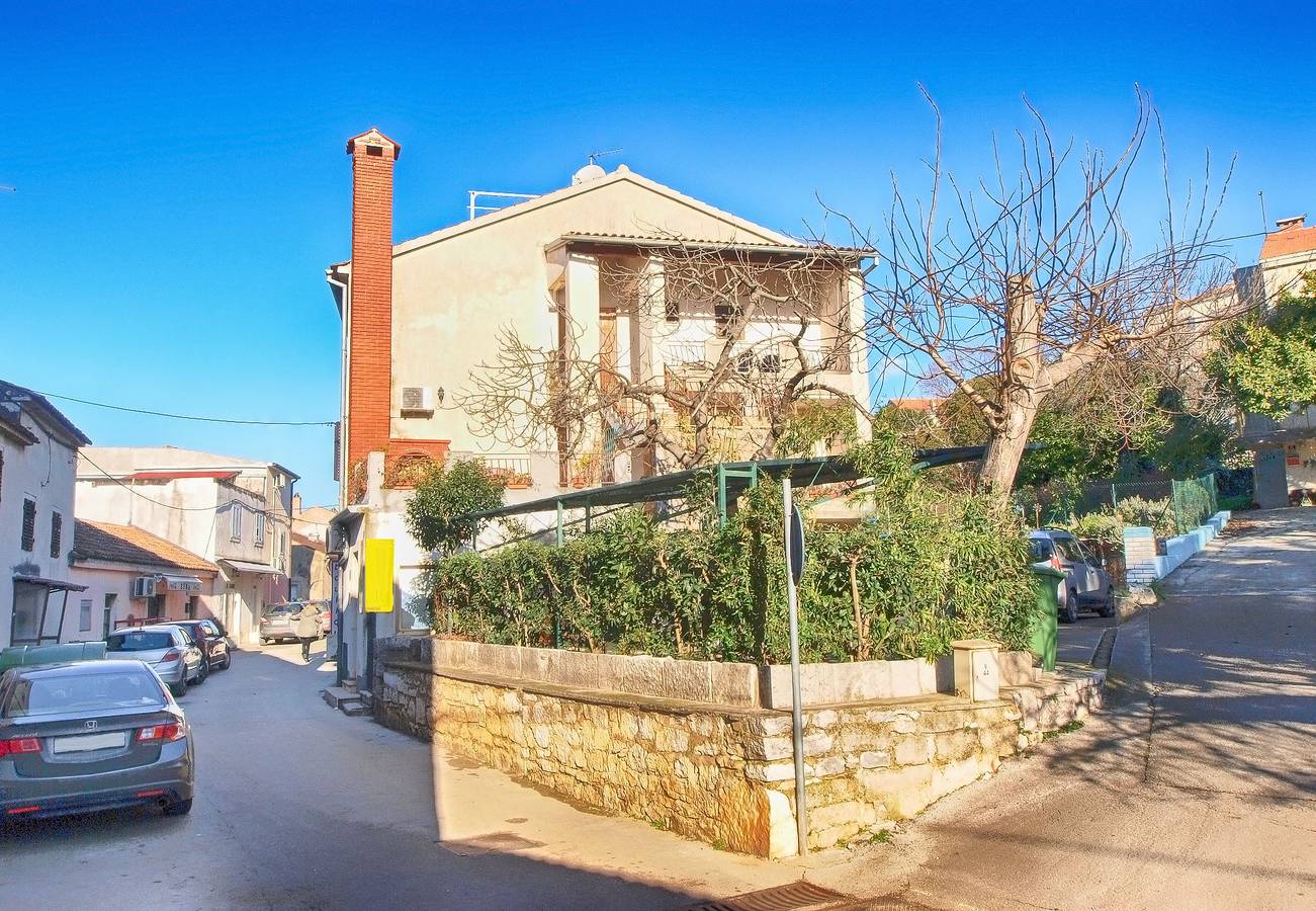 Ganze Wohnung, Ferienwohnung für 4 Personen mit Terrasse in Vrsar, Općina Vrsar