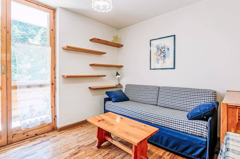 Ganze Wohnung, Schöne Wohnung für 4 Gäste mit  W-Lan, Tv und Balkon in Alba (Canazei), Canazei