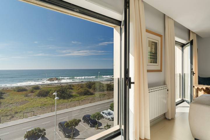 Appartamento intero, Appartamento 'Praia Azul' con vista mare, veranda e Wi-Fi in Vila do Conde, Distretto di Porto