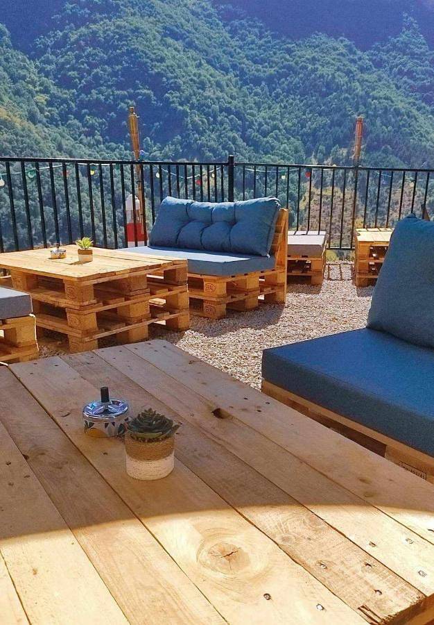 Hôtel pour 2 personnes, avec terrasse et vue dans Échevis - 3