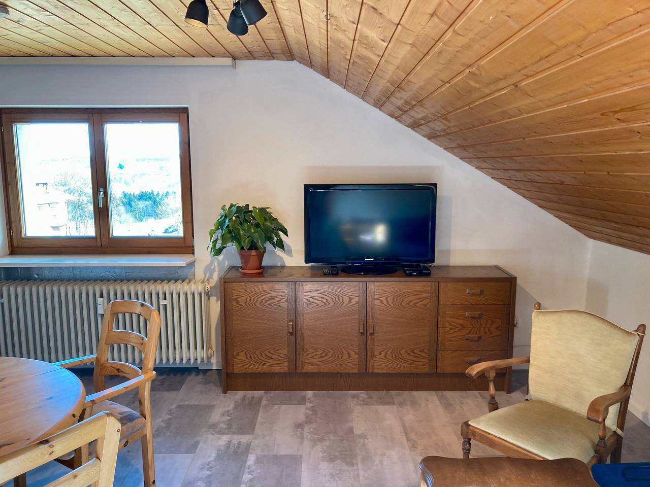 Ganze Wohnung, Ferienwohnung 'Fichte' mit Bergblick und Wi-Fi in Höchenschwand, Südschwarzwald