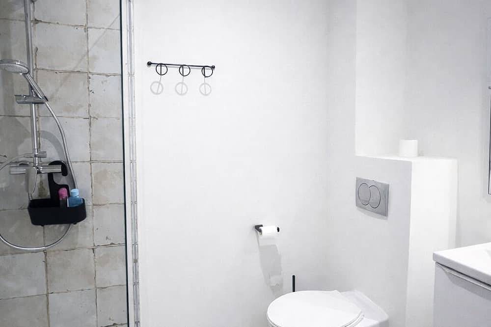 Entire apartment, Architect's duplex loft 3 double bedrooms & 2 private parking spaces in Mulhouse, Mulhouse region