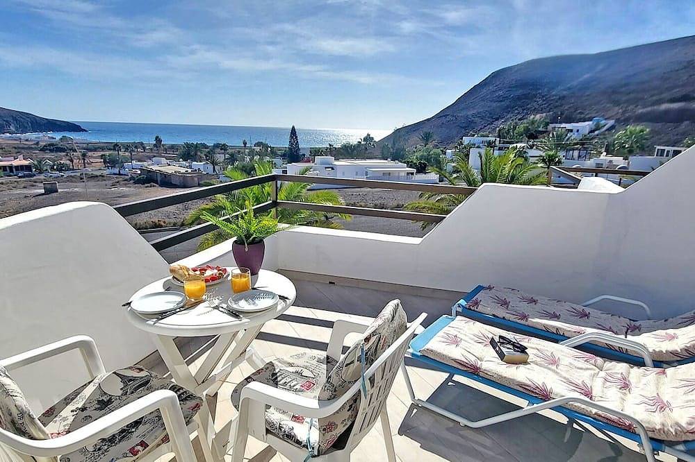 Apartamento entero, Ferienwohnung Aurora in Giniginamar, Meerblick, Gemeinschaftspool in Giniginamar, Tuineje