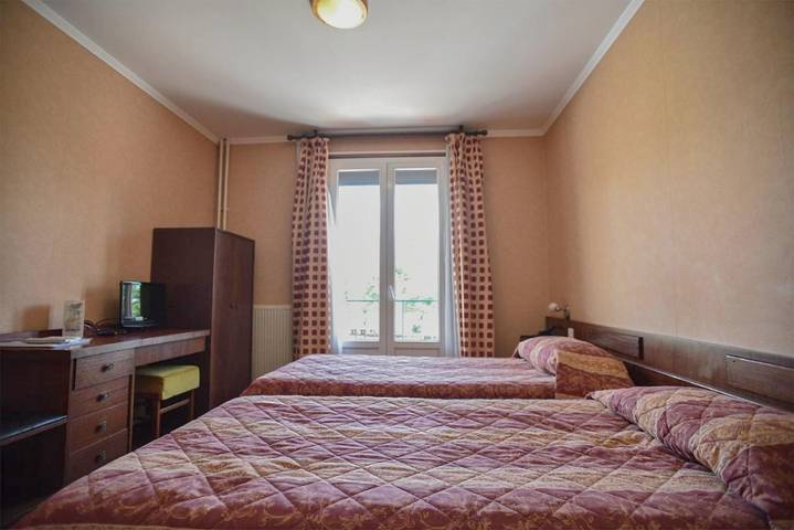 Hôtel pour 3 personnes, avec terrasse et vue à Santa-Maria-Siché - 4