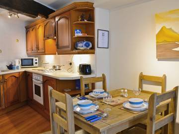 Holiday Rental for 3 People in Windermere, Cumbria, Photo 3