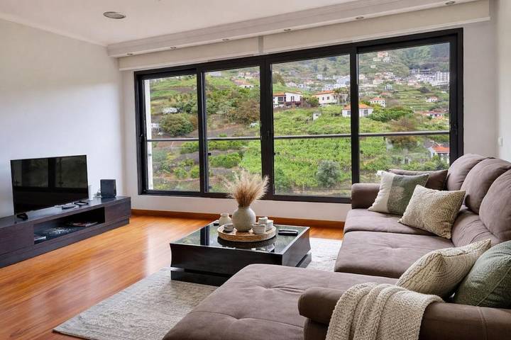 Casa rural para 6 personas, con Balcón y Terraza además de Jardín y Vistas en Campanário - 2