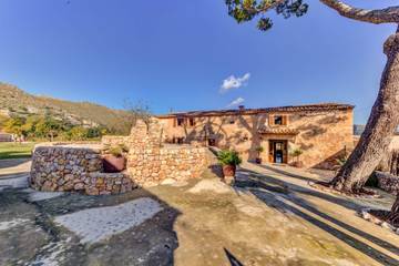 Finca in Pollença, Serra de Tramuntana für 8 