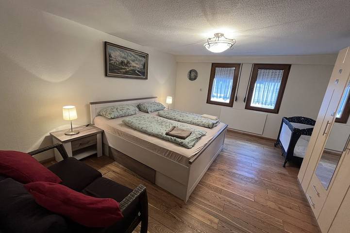 Ferienhaus für 18 Personen, mit Balkon, mit Haustier in Zell Stadt (Mosel) - 4