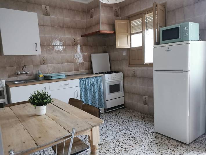 Apartamento 'La Barranca' con vistas a la montaña, terraza privada y Wi-Fi in Cuevas del Becerro, Provincia de Málaga