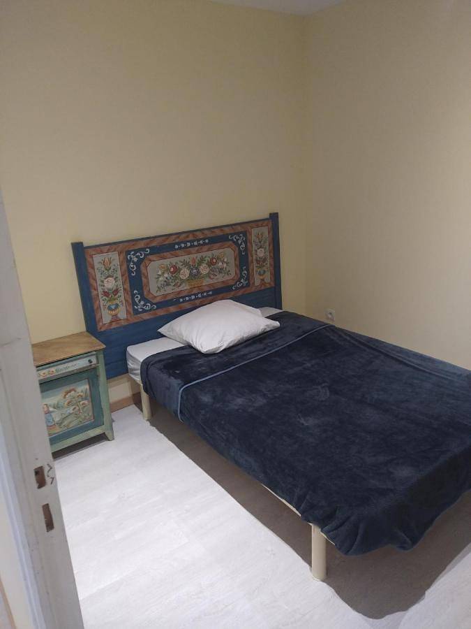 Location de vacances pour 6 personnes, avec vue et terrasse, animaux acceptés à Pont-Trambouze - 4