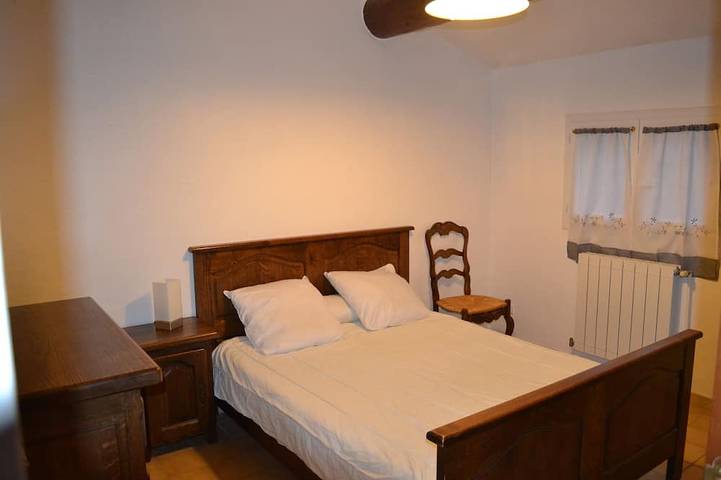 Location de vacances pour 6 personnes, avec jardin et terrasse à Cheval-Blanc - 2