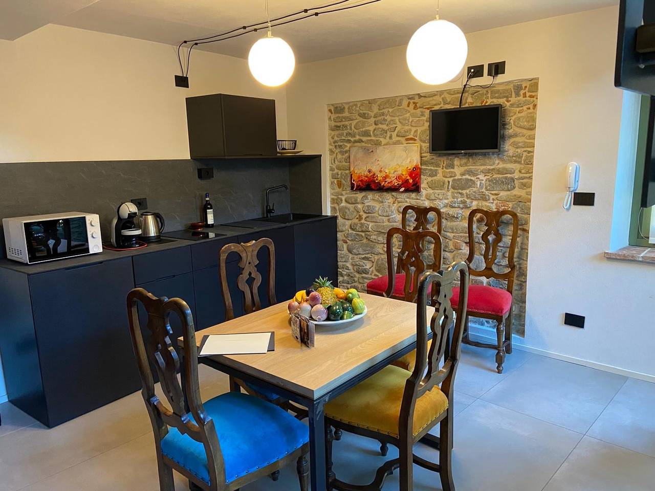 Ganze Wohnung, Appartamento Monet in Dogliani, Langhe