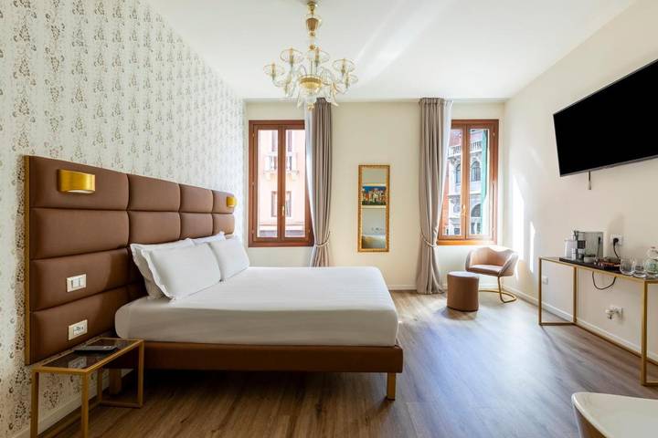 Apartahotel para 4 personas, con vistas en Venecia