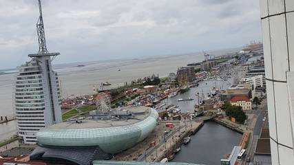 Ferienwohnung für 3 Personen, mit Balkon und Sauna sowie Pool in Bremerhaven