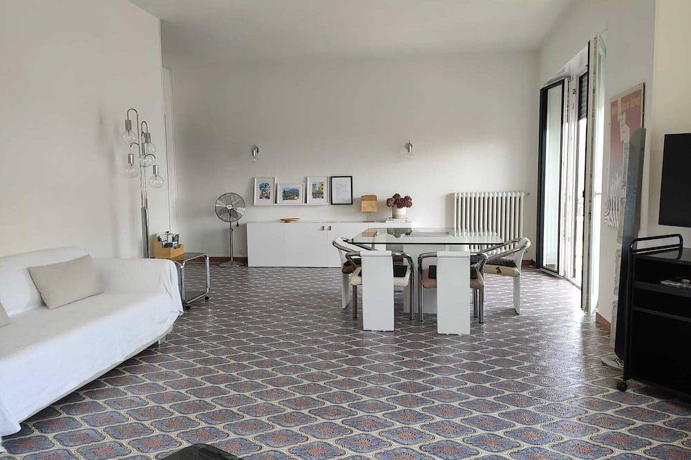 Villa Mit Privatem Swimmingpool, Garten Und Grill, 3 Schlafzimmer Und 2 Badezimmer in Ventimiglia, Ligurische Küste