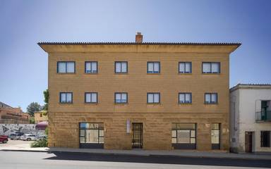 Hotel para 2 personas, con terraza y vistas, Familias con niños en Hoya de Huesca