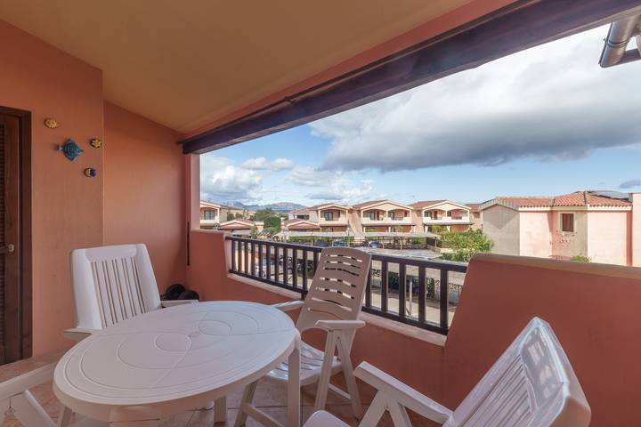 Gîte pour 4 personnes, avec balcon et bassin pour enfant à Murta Maria - 3