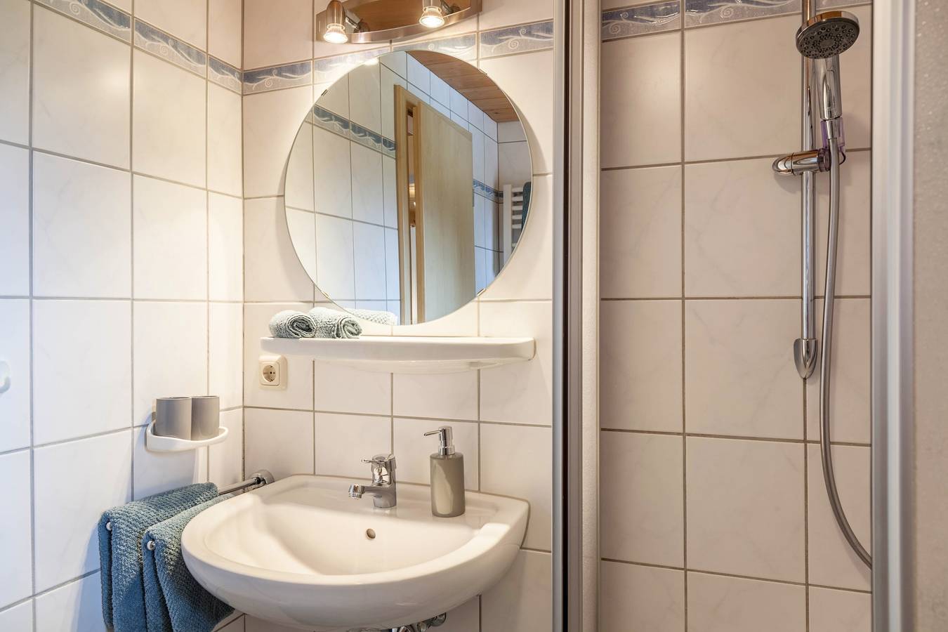 Appartement 'Haus Niklos - Wank' met uitzicht op de bergen, tuin & Wi-Fi, foto 15