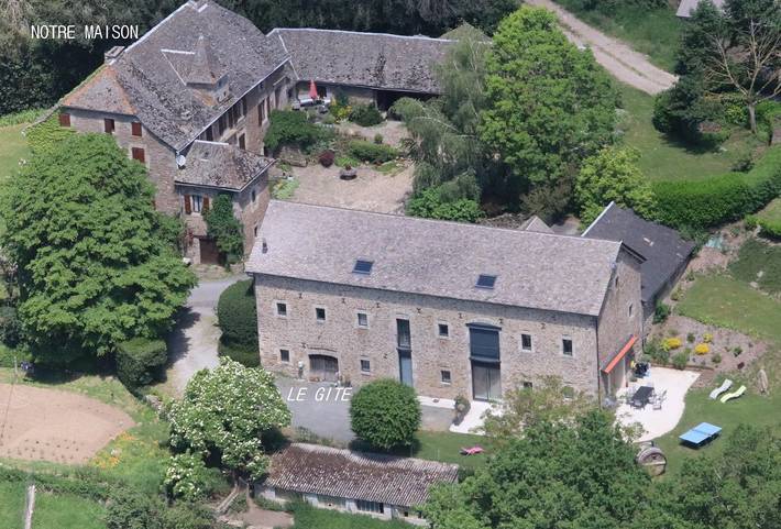 Gîte pour 8 personnes, avec jardin et balcon à Salles-Curan - 2
