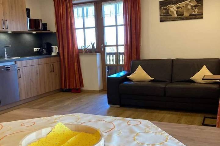 Bauernhof für 2 Personen, mit Balkon und Garten in Bernau am Chiemsee