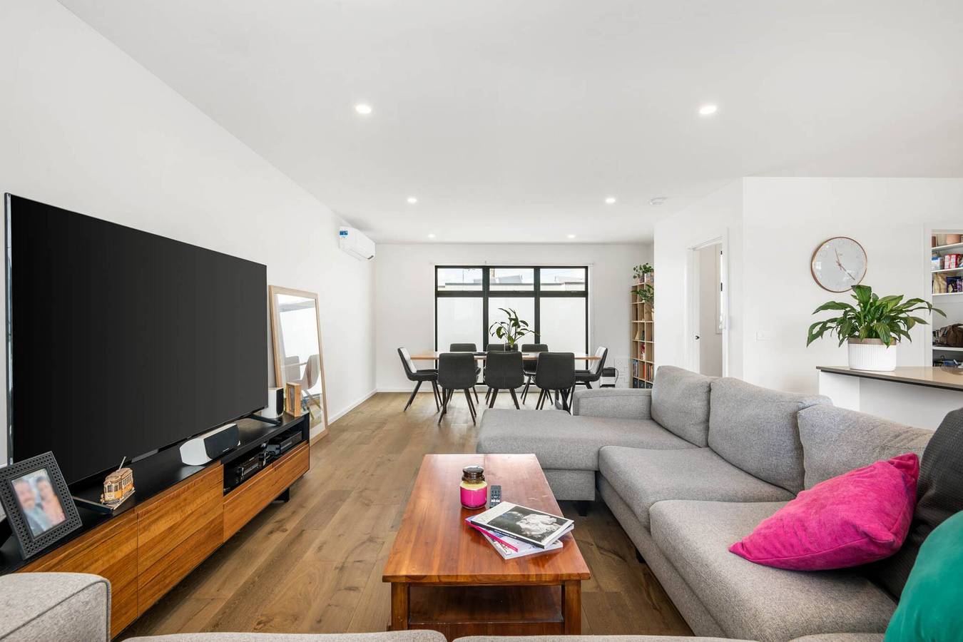 Modern Highton Hideaway – Quiet Townhouse Comfort in Greater Geelong City