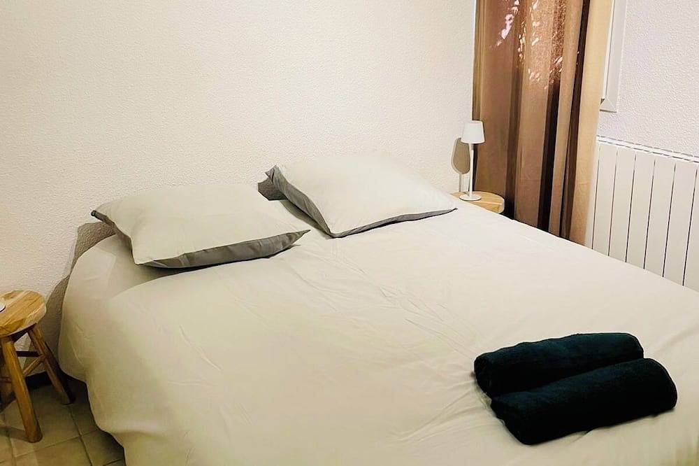 Appartement entier, T2 cocooning à deux pas des Thermes – Piscine & Résidence sécurisée in Digne-les-Bains, Alpes-de-Haute-Provence