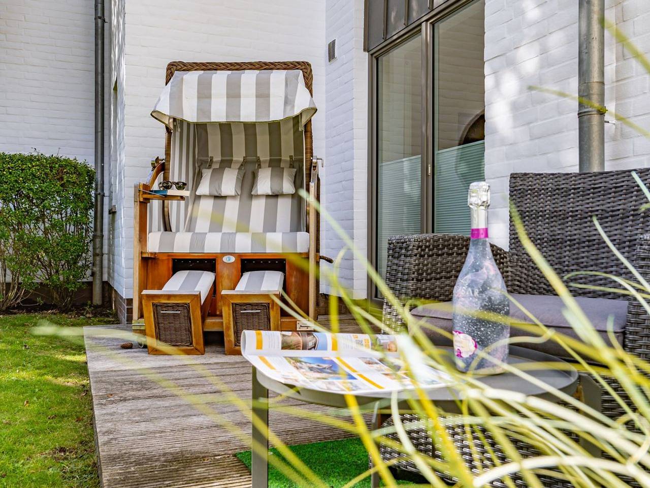 Ganze Ferienwohnung, Stadtresidenz App. 4 - Ebenerdige 3-Zimmer-Ferienwohnung mit Terrasse. Stadt- und strandnah. in Westerland, Sylt (Gemeinde)