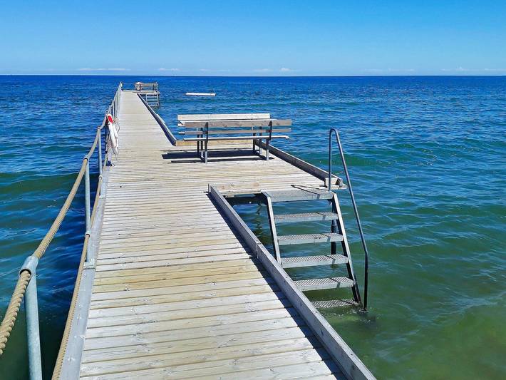 Feriehus for 10 personer, med Terrasse og Badebasseng i tillegg til Sauna i Jerup